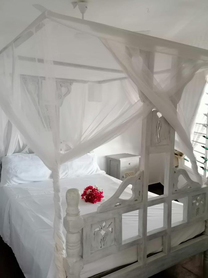Coral Key Villa Malindi Exteriör bild