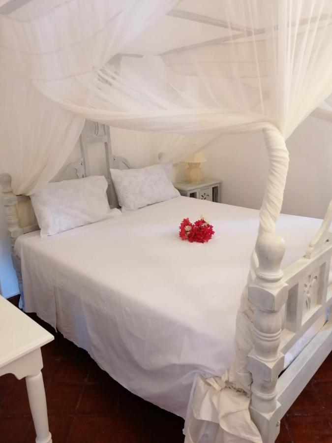Coral Key Villa Malindi Exteriör bild